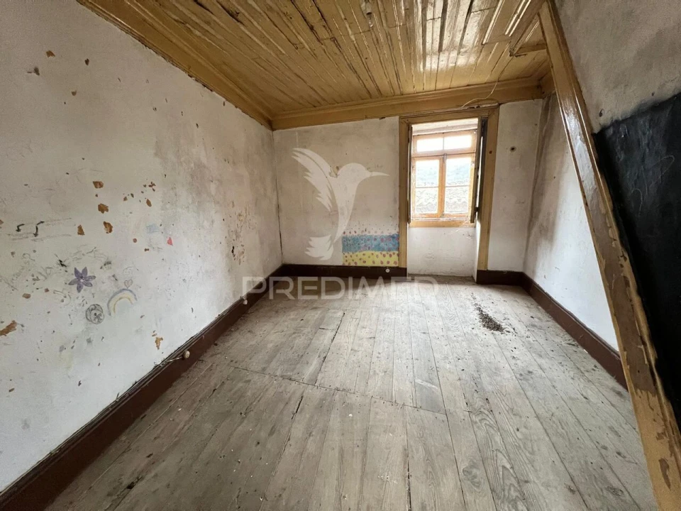 Moradia T5 para Venda em Pombal Foto 8