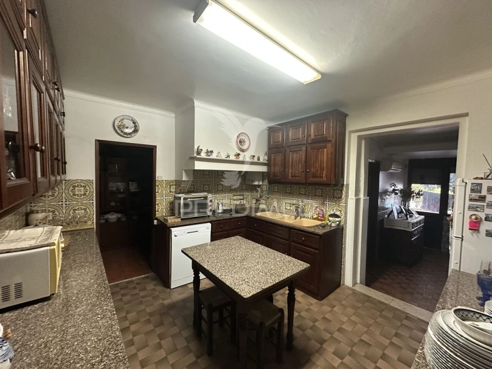 Moradia T6 para Venda em Marvila, Ribeira Santarém, São Salvador, São Nicolau Foto 6