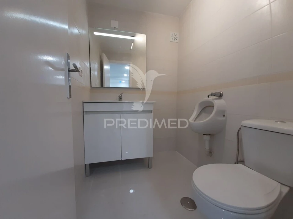 Loja para Venda em Corroios Foto 4