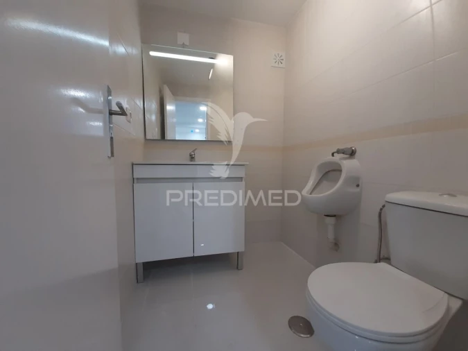 Loja para Venda em Corroios Foto 4