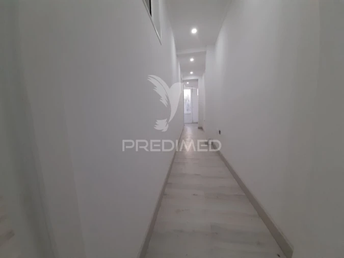 Loja para Venda em Corroios Foto 7