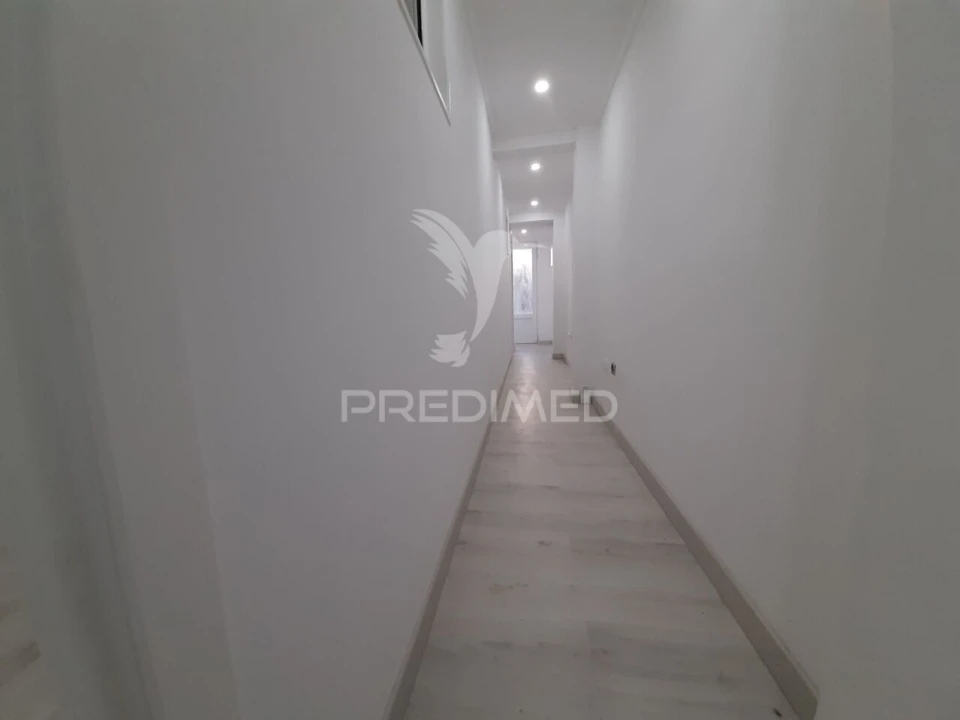 Loja para Venda em Corroios Foto 7