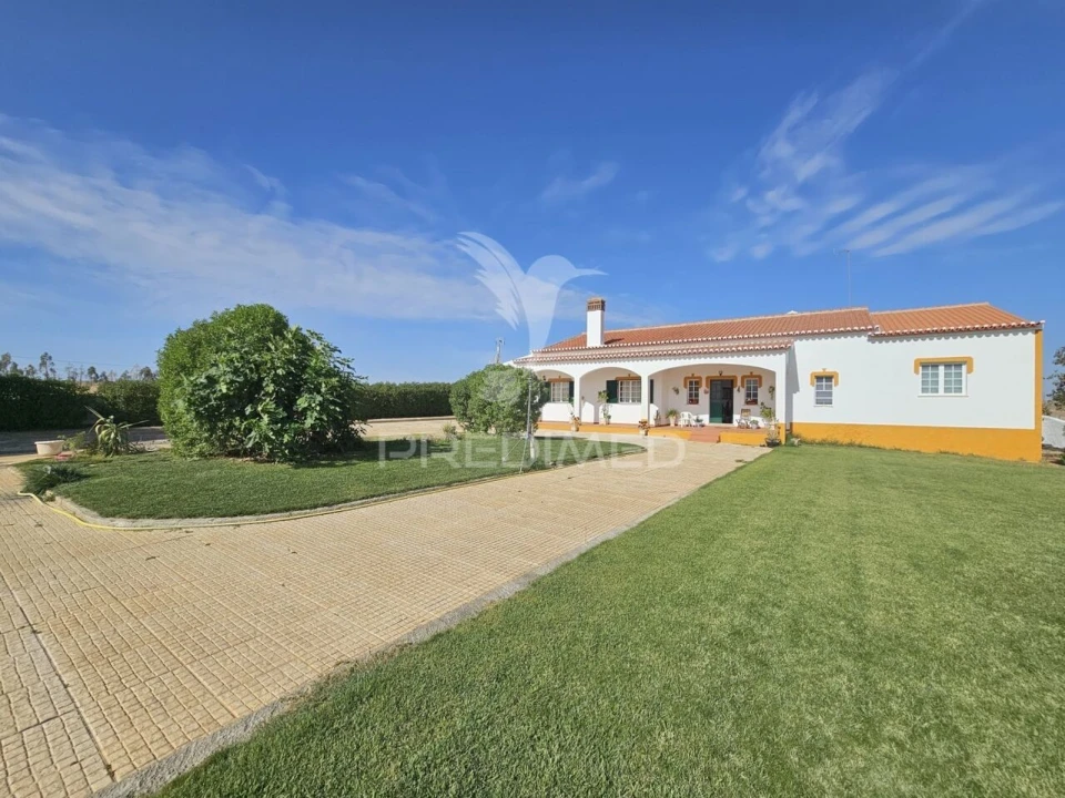 Moradia T4 para Venda em São Marcos da Ataboeira Foto 3