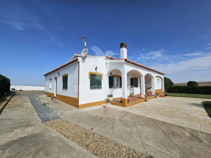 Moradia T4 para Venda em São Marcos da Ataboeira Foto 7