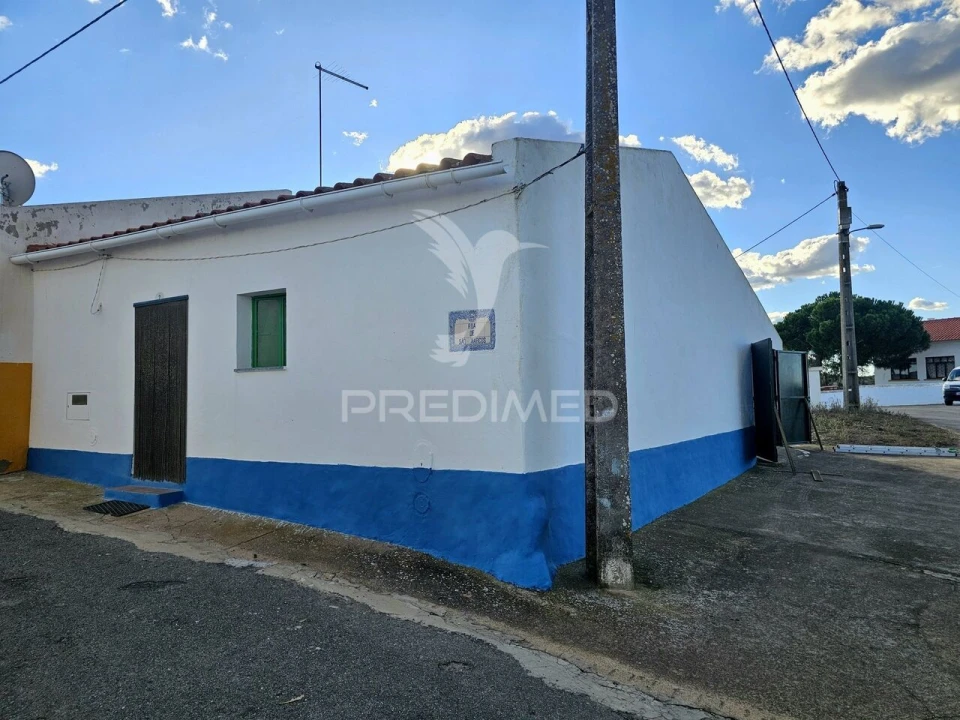 Moradia T2 para Venda em Santa Barbara de Padrões Foto 1