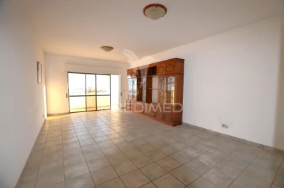 Apartamento T3 para Venda em Albufeira e Olhos de Água
