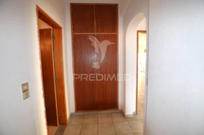 Apartamento T3 para Venda em Albufeira e Olhos de Água