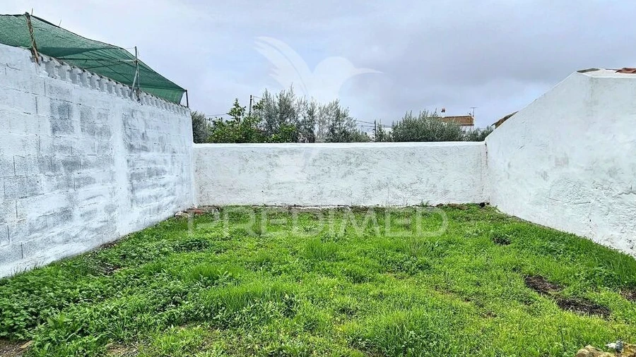 Terreno para Venda em Aldeia dos Fernandes