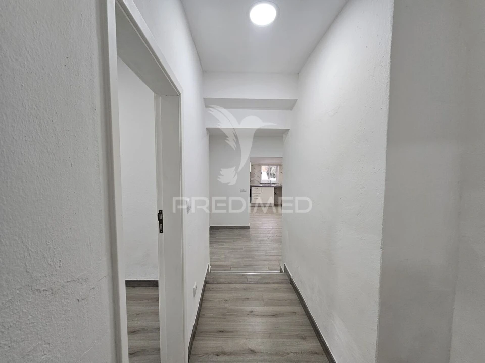 Moradia T1 para Venda em Santa Barbara de Padrões Foto 14