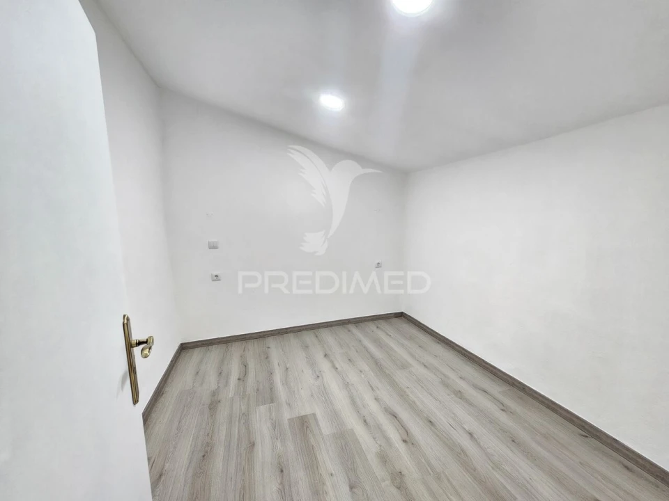 Moradia T1 para Venda em Santa Barbara de Padrões Foto 13