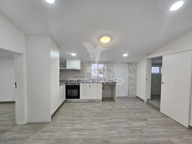 Moradia T1 para Venda em Santa Barbara de Padrões Foto 2