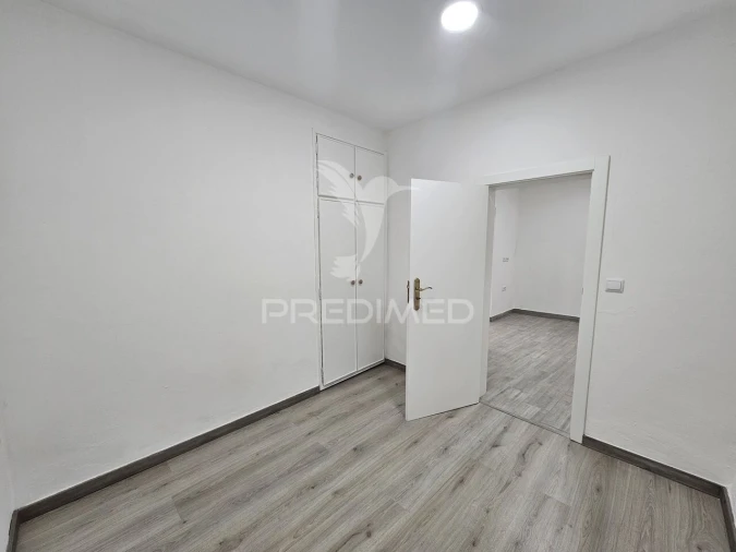 Moradia T1 para Venda em Santa Barbara de Padrões Foto 11