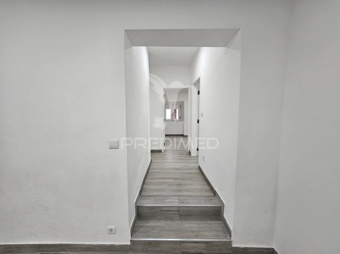 Moradia T1 para Venda em Santa Barbara de Padrões Foto 8