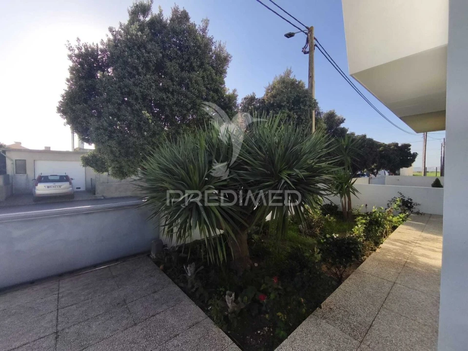 Moradia T4 para Venda em Gafanha da Encarnação Foto 11