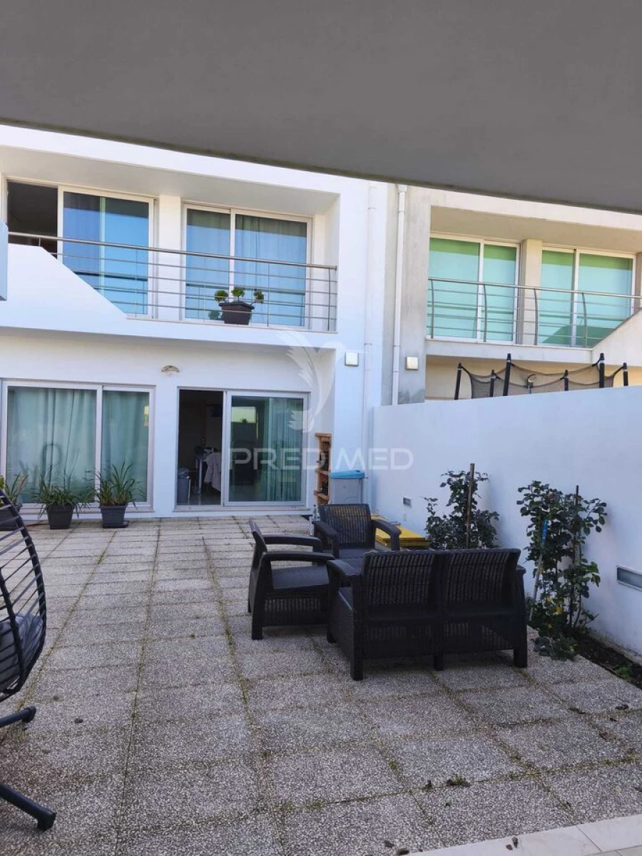 Moradia T4 para Venda em Gafanha da Encarnação Foto 12