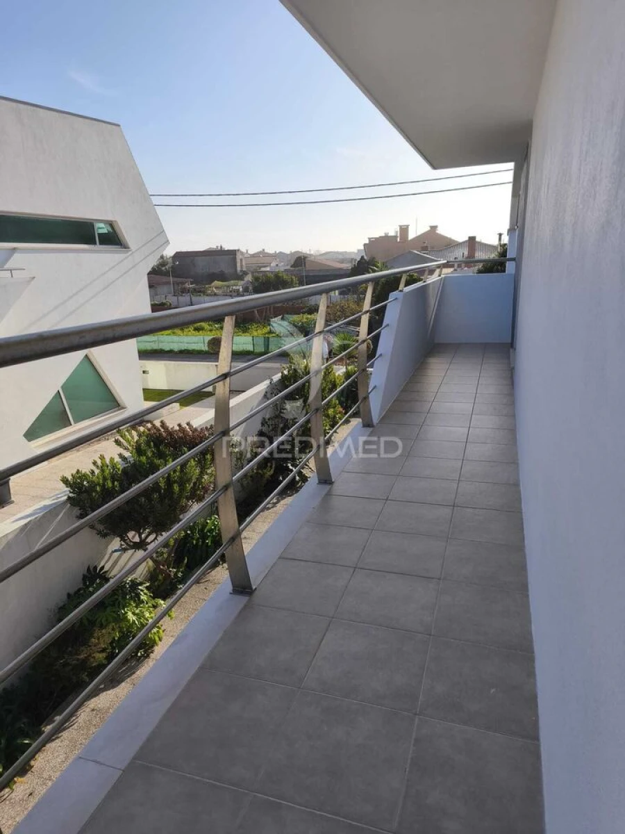 Moradia T4 para Venda em Gafanha da Encarnação Foto 4