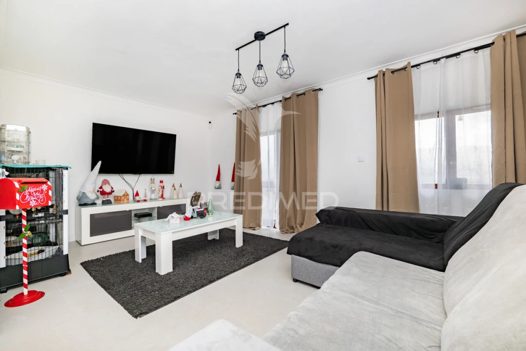 Moradia T3 para Venda em Aboim da Nóbrega e Gondomar Foto 3