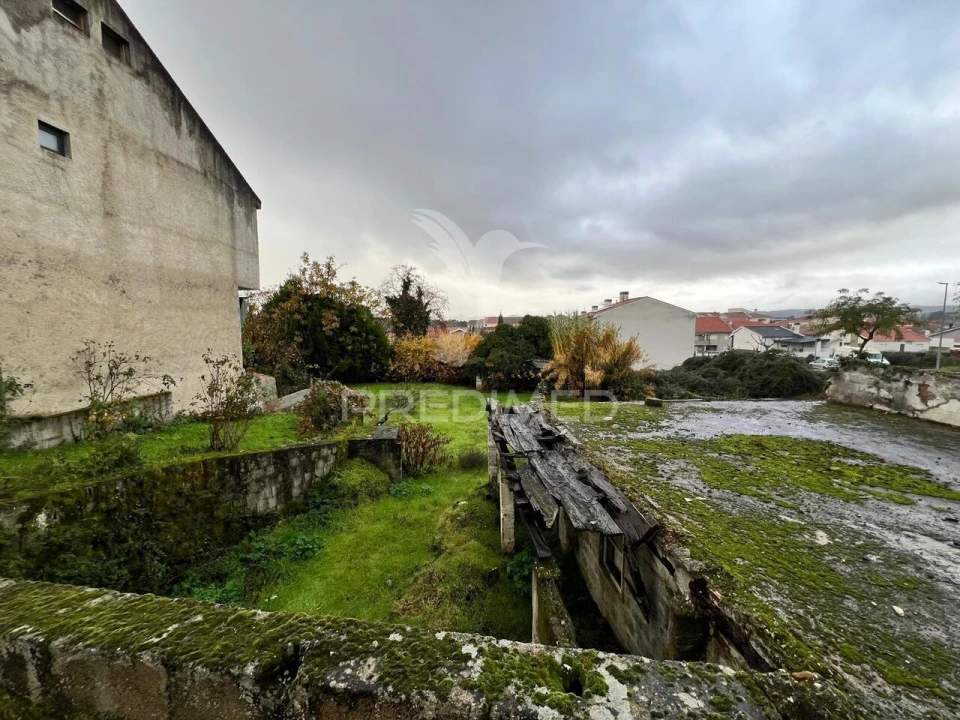 Moradia T1 para Venda em Torre de D. Chama Foto 2