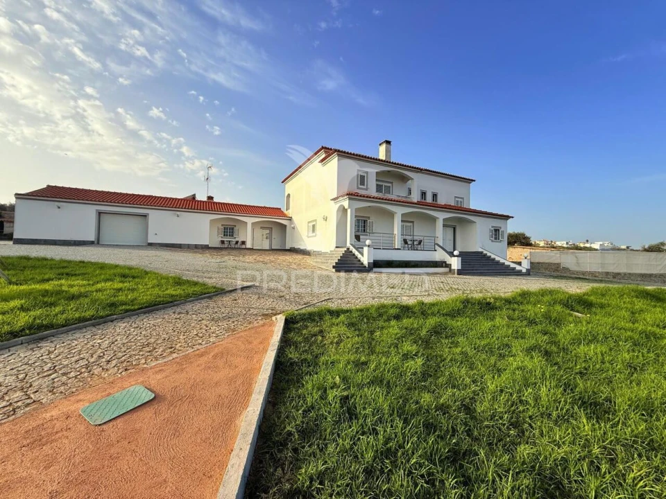 Quinta T5 para Venda em Assunção, Ajuda, Salvador e Santo Ildefonso Foto 1