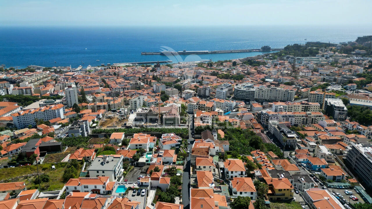 Prédio para Venda em Funchal (Santa Luzia) Foto 13