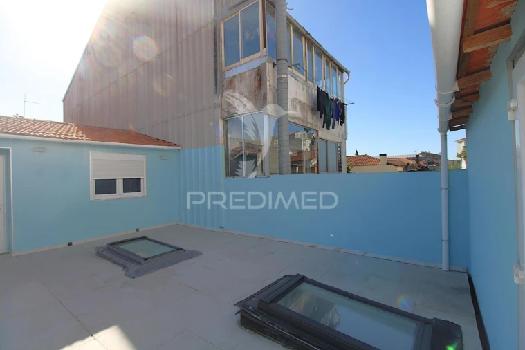 Moradia T5 para Venda em Campanhã Foto 24