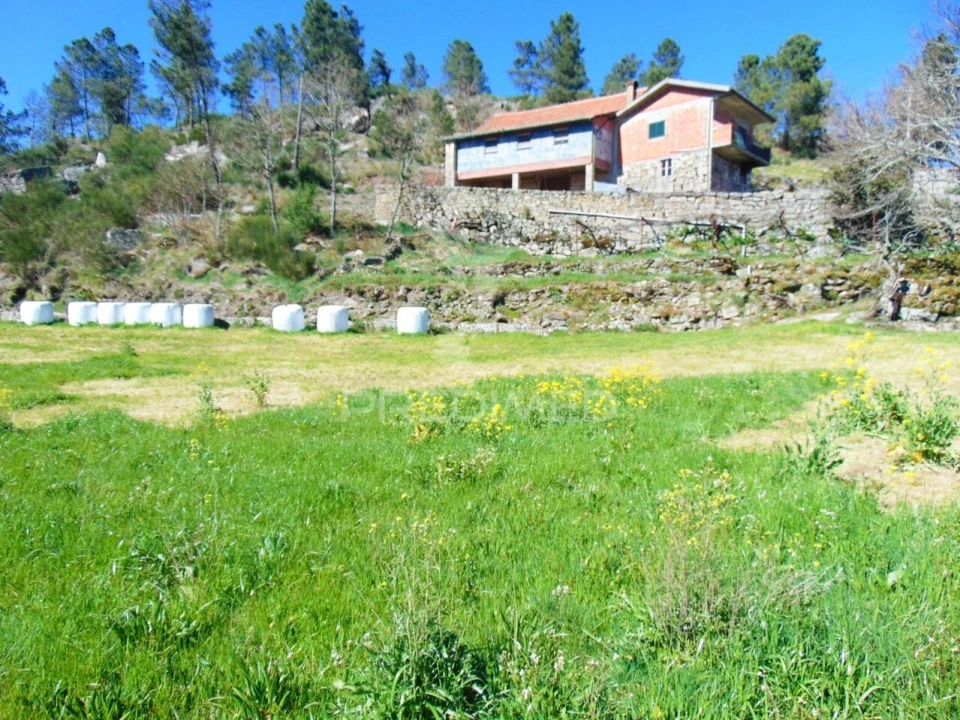 Quinta T4 para Venda em Mondrões Foto 24