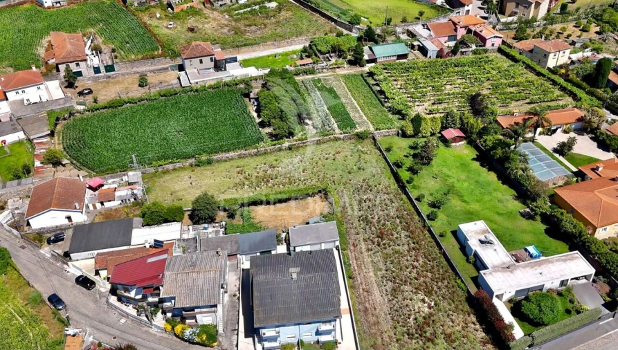Terreno para Venda em Vilar de Pinheiro Foto 4