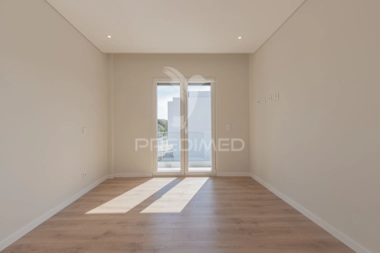 Apartamento T3 para Venda em Gambia-Pontes-Alto da Guerra Foto 2