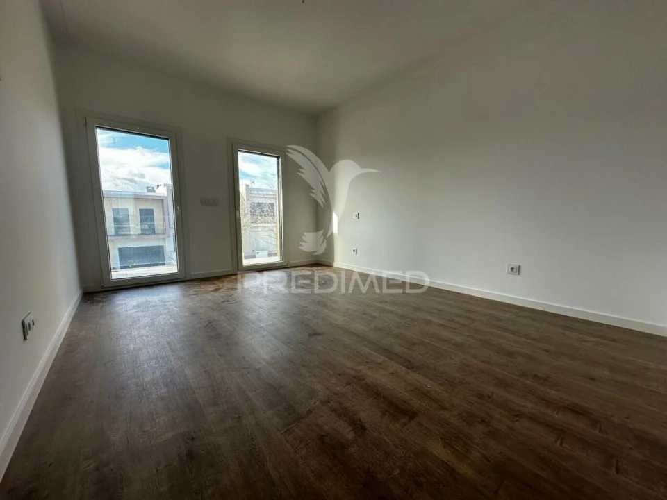 Moradia T3 para Venda em Assunção, Ajuda, Salvador e Santo Ildefonso Foto 13