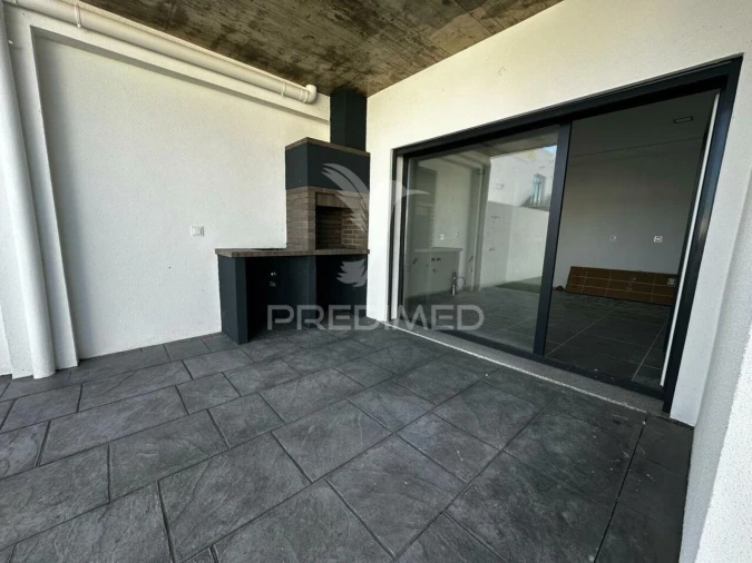 Moradia T4 para Venda em Assunção, Ajuda, Salvador e Santo Ildefonso Foto 30