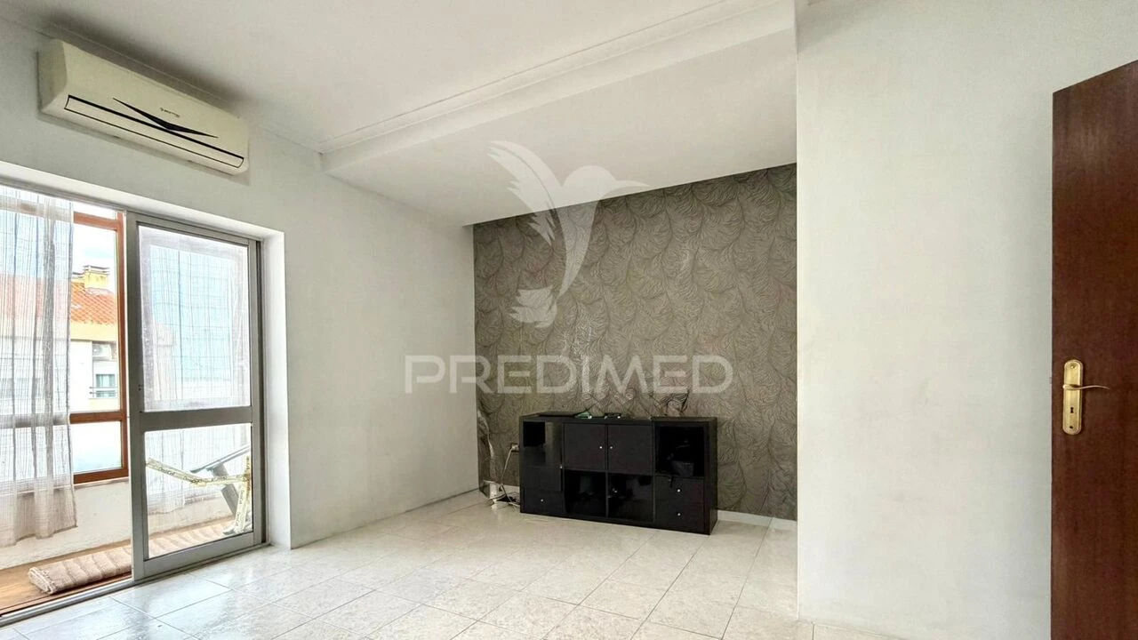 Apartamento T3 para Venda em Alhos Vedros Foto 2
