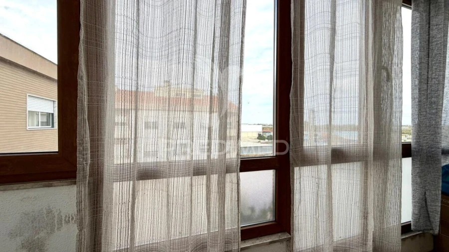 Apartamento T3 para Venda em Alhos Vedros Foto 3