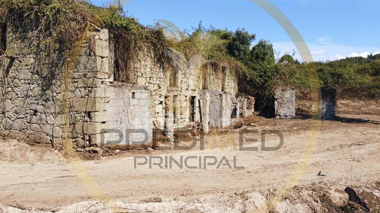 Moradia T4 para Venda em Monsul Foto 14