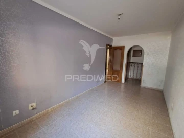 Apartamento T2 para Venda em Benfica