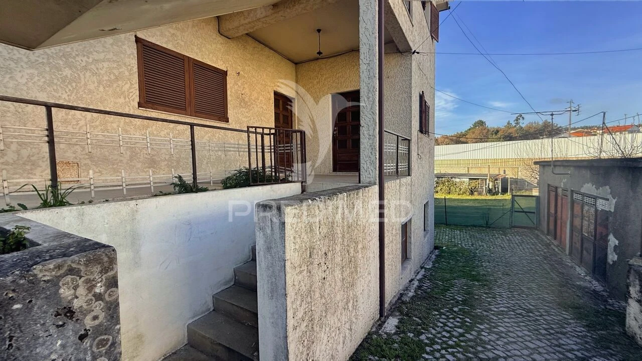 Moradia T4 para Venda em Arões (São Romão) Foto 16