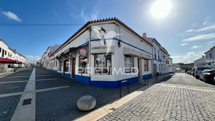 Moradia T9 para Venda em Porto Covo