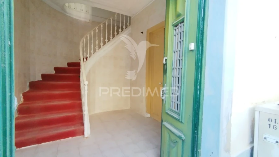 Apartamento T3 para Venda em Olhão Foto 38