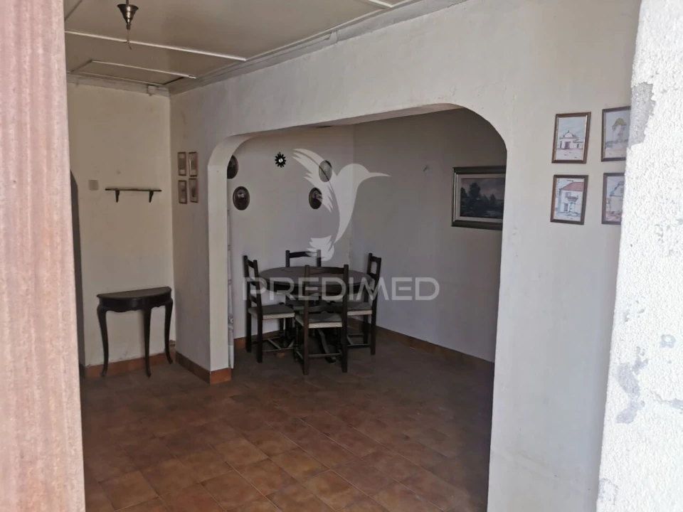 Moradia T2 para Venda em Vila Nova da Barquinha Foto 2