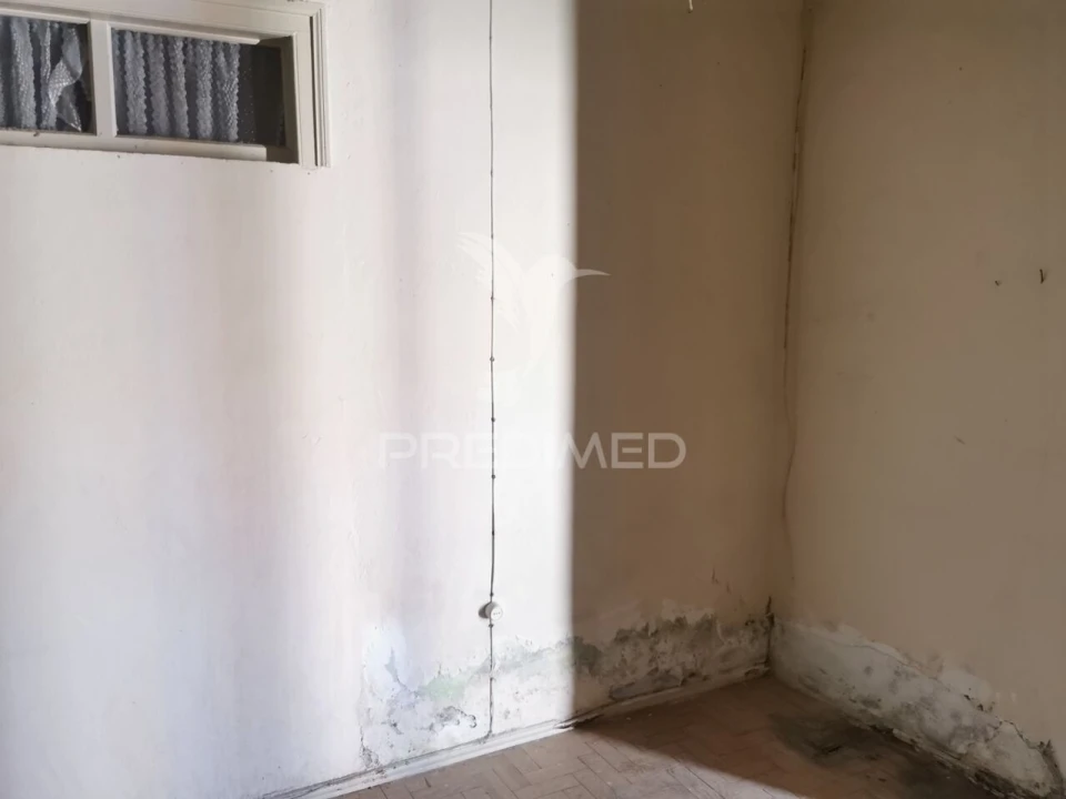 Moradia T2 para Venda em Vila Nova da Barquinha Foto 17