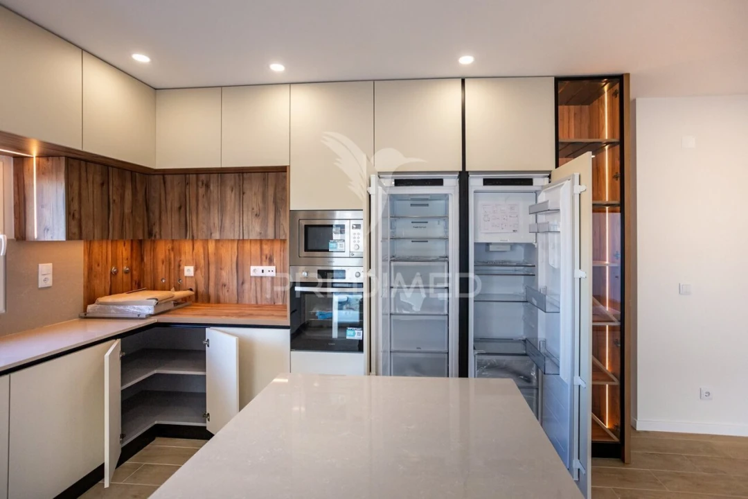 Moradia T4 para Venda em Quinta do Anjo Foto 5