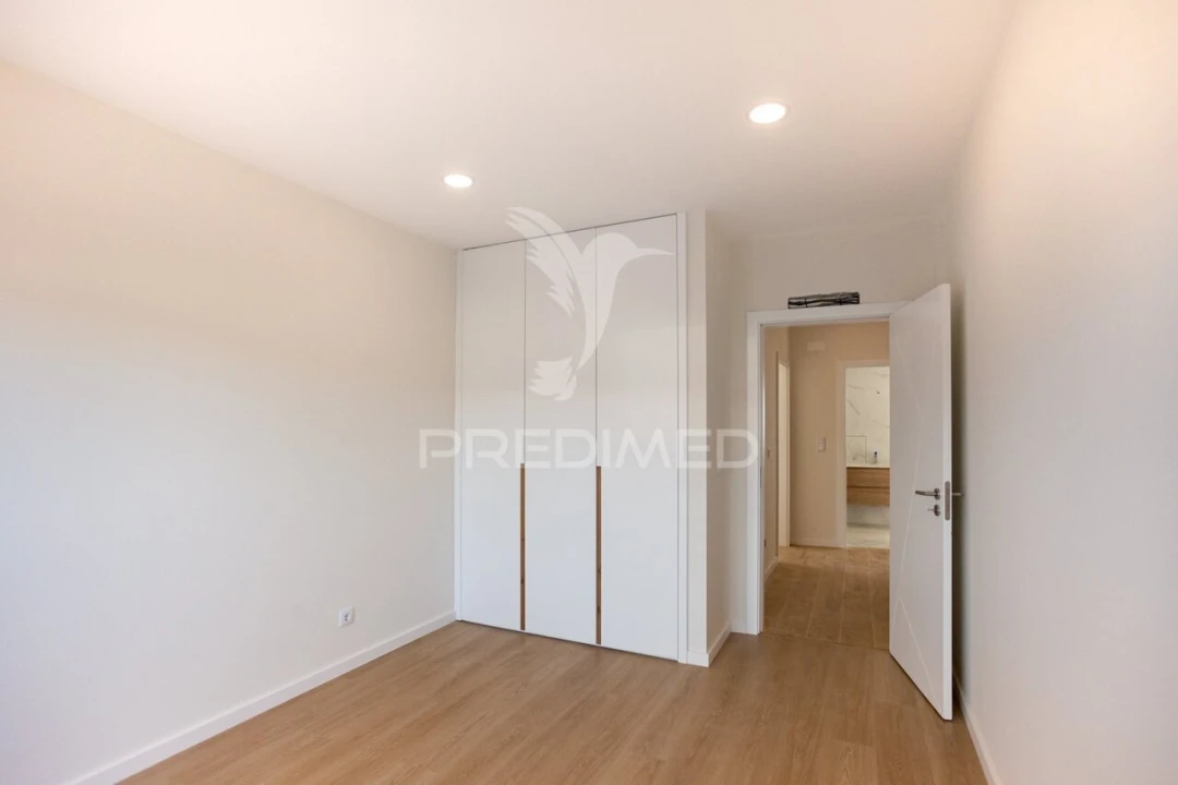 Moradia T4 para Venda em Quinta do Anjo Foto 19