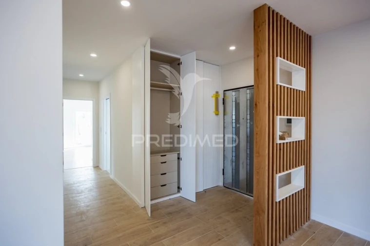 Moradia T4 para Venda em Quinta do Anjo Foto 8