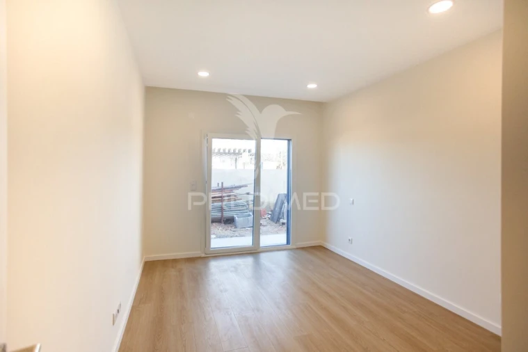 Moradia T4 para Venda em Quinta do Anjo Foto 16