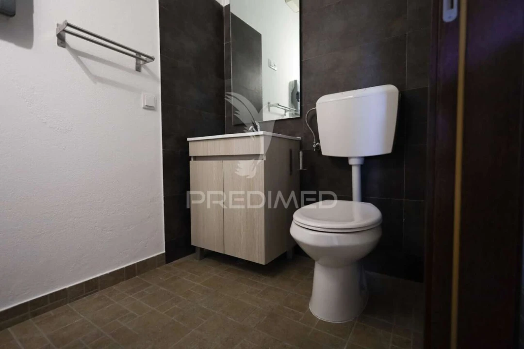 Moradia T4 para Venda em Nossa Sra de Fatima Foto 16