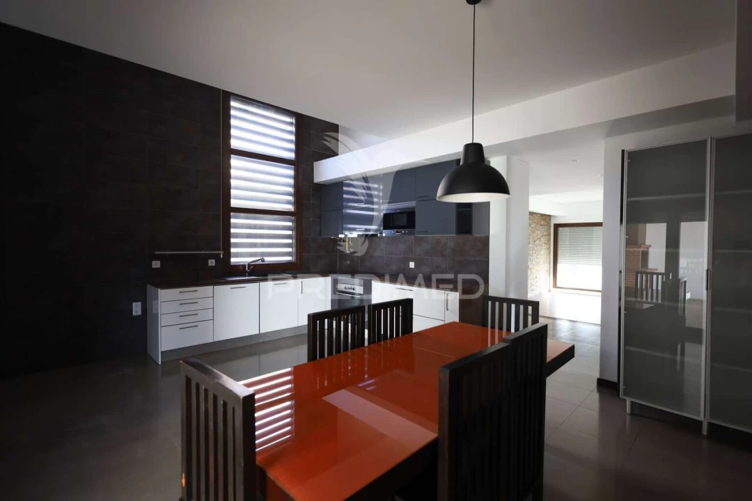 Moradia T4 para Venda em Nossa Sra de Fatima Foto 14