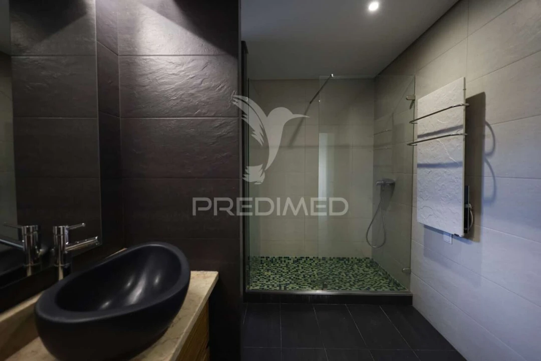 Moradia T4 para Venda em Nossa Sra de Fatima Foto 32