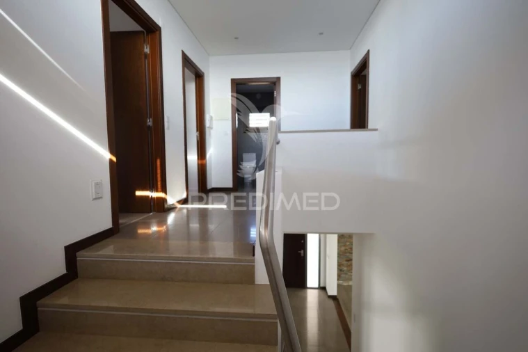 Moradia T4 para Venda em Nossa Sra de Fatima Foto 18