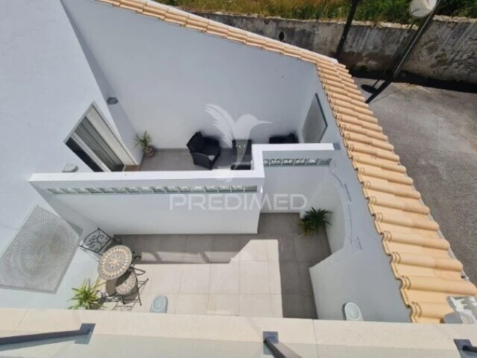 Moradia T3 para Venda em Guia Foto 31