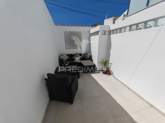 Moradia T3 para Venda em Guia Foto 13