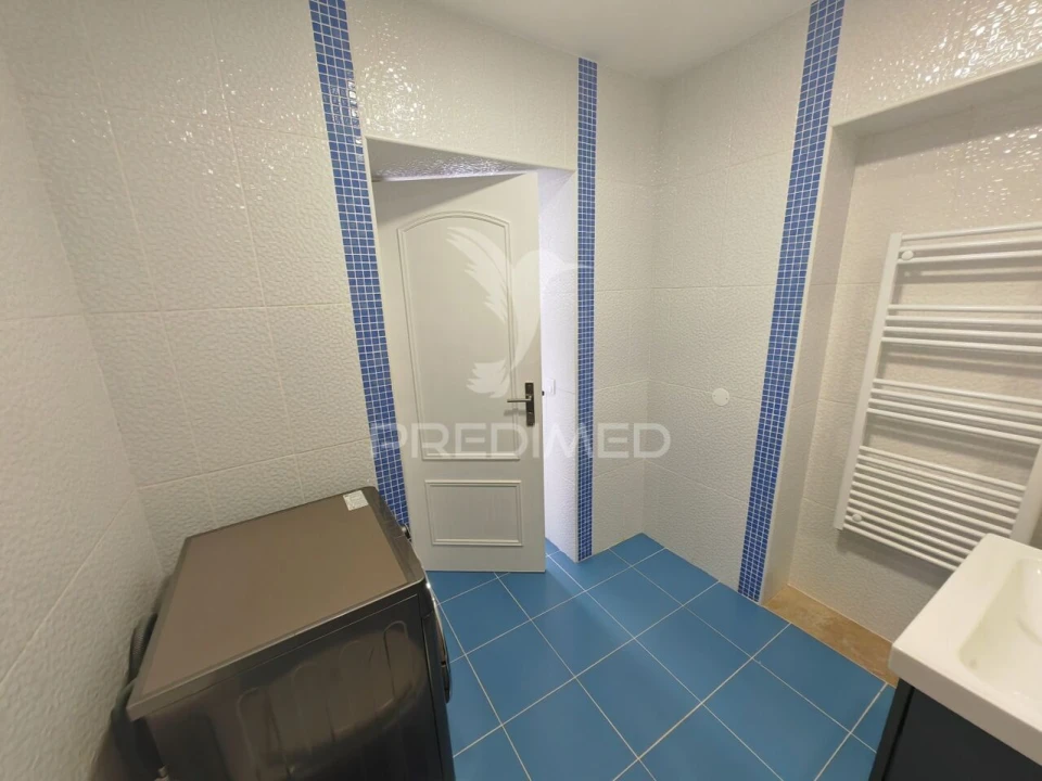 Moradia T3 para Venda em Guia Foto 12